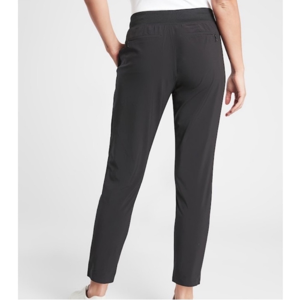 Athleta Brooklyn Ankle Pant Size 4 Black Pockets Used - Picture 2 of 11